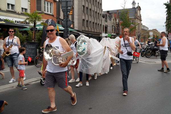 De Langste Fanfare-Roeselare-3-6-2017-15