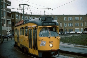 1163 Op tramlijn 11 zien we op deze winterse dag de PCC nog volop