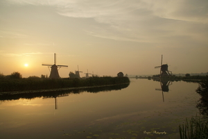 Zonsopkomst Kinderdijk