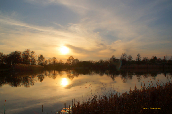 Zonsondergang Leunen