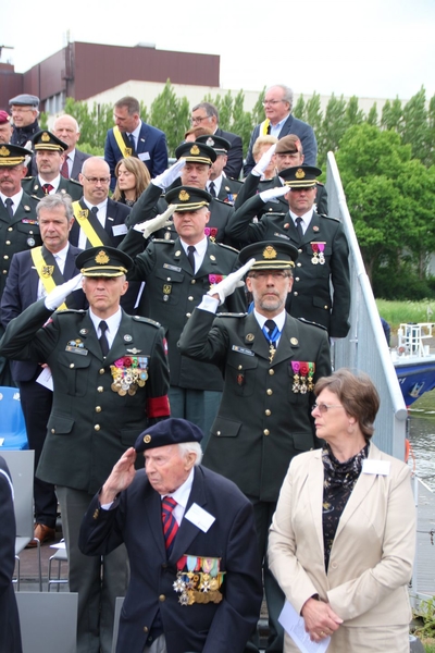 146408702300283300_resized