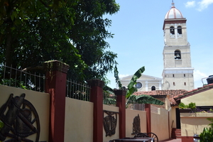 401_Bayamo_Catedral del Santsimo Salvador de Bayamo vanuit resta