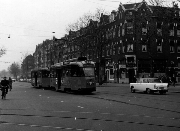 125, lijn 4, Middellandplein, 14-3-1964 (T. van Eijsden)