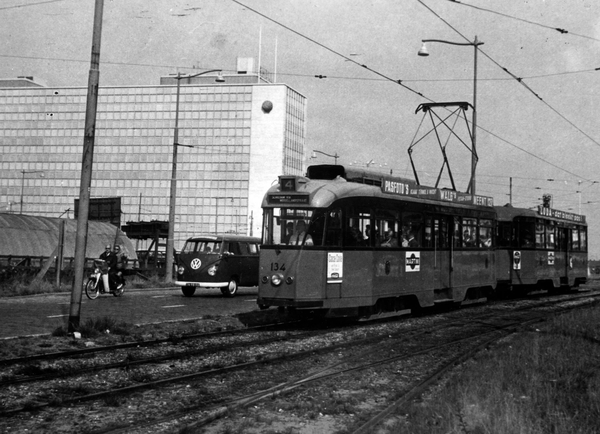 134, lijn 4, Weena, 22-8-1964 (T. van Eijsden)
