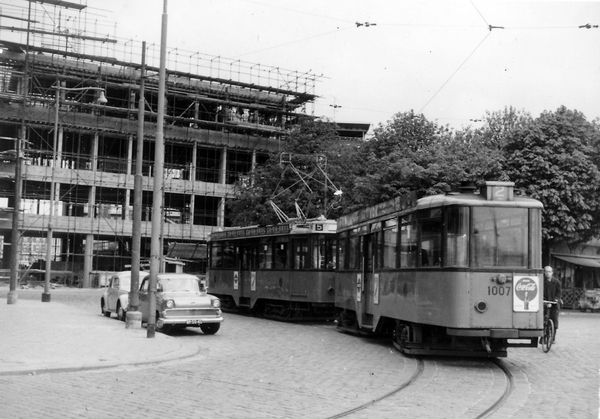 1007, lijn 5-2, Willemsplein, 27-4-1960 (fot H. van 't Hoogerhuij