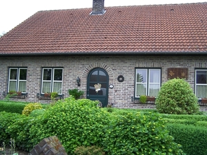 100_8750