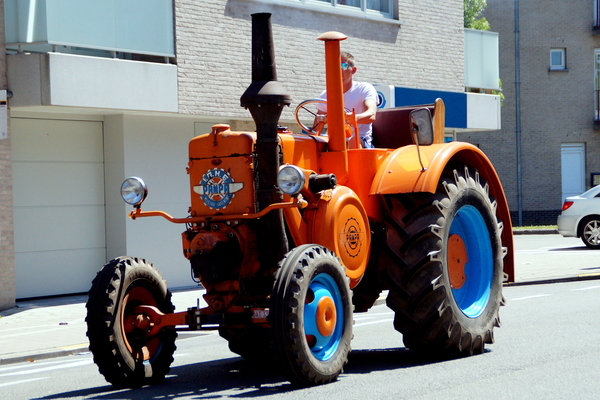 Oldtimmer-Tractoren-13