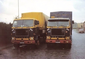 2 X Volvo