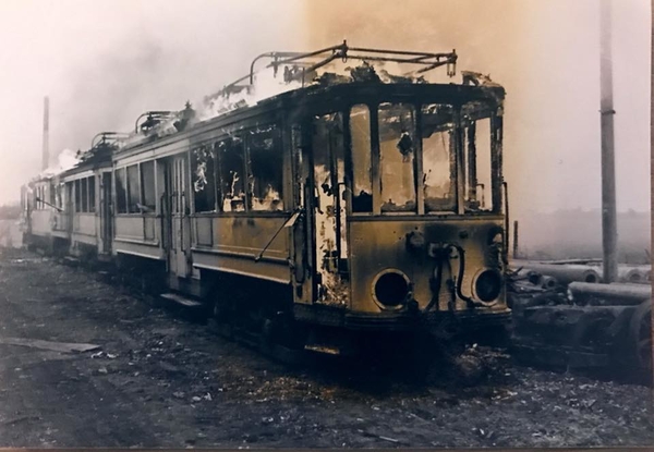 Het trieste einde van de 69 op ‘s Gravenmade. 29-3-1965