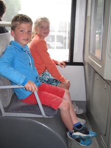 25) Op de bus naar Het Mas te Antwerpen