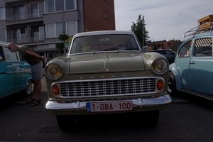 Geel (3)