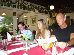Anneke-Nina-Pieter.