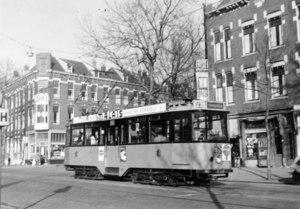 405, lijn 22, Oudedijk, 27-1-1957 (H. van 't Hoogerhuijs)