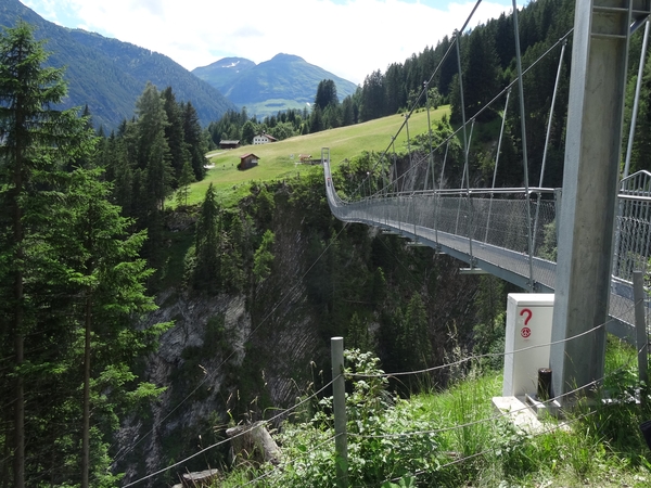 2 Hangebrucke Holzgau _DSC00099