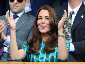 Kate-Middleton-dans-les-gradins-de-Wimbledon-le-6-juillet-2014_ex