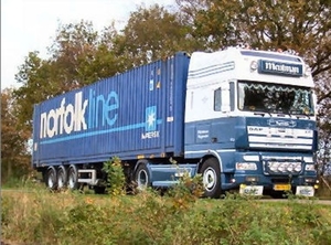 DAF  XF Super Space   + Container