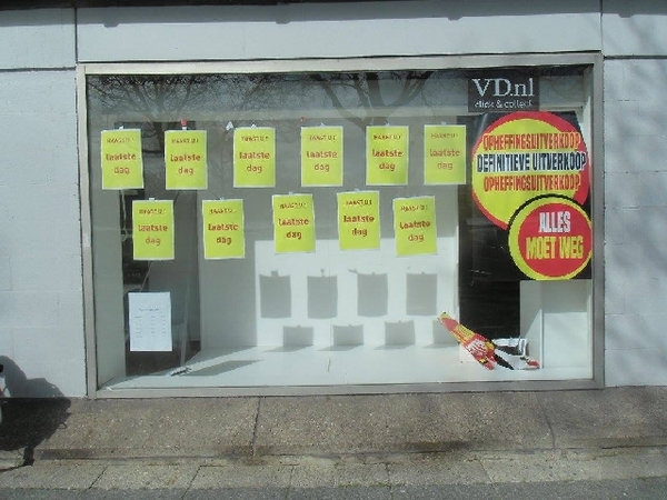 V&D Haarlem Schalkwijk tijdens de uitverkoop