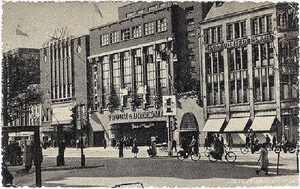 V&D Den Haag ingang Spui
