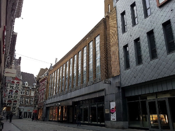 V&D aan de Grote Staat te Maastricht