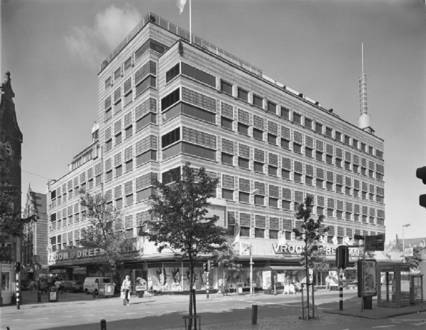 V&D aan de Grote Houtstraat Haarlem 1993