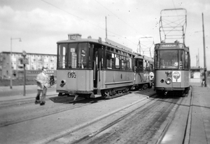 1392, lijn 10, Marconiplein, 16-6-1955 (H. van 't Hoogerhuys)