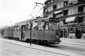 572, lijn 4, Mathenesserweg, 12-8-1950 (fot H.J. Hageman)