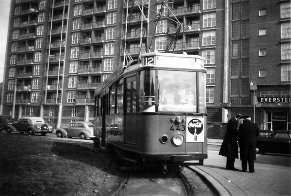 443, lijn 12, Mijnsherenlaan, 31-3-1951 (P.E. van Gaart)