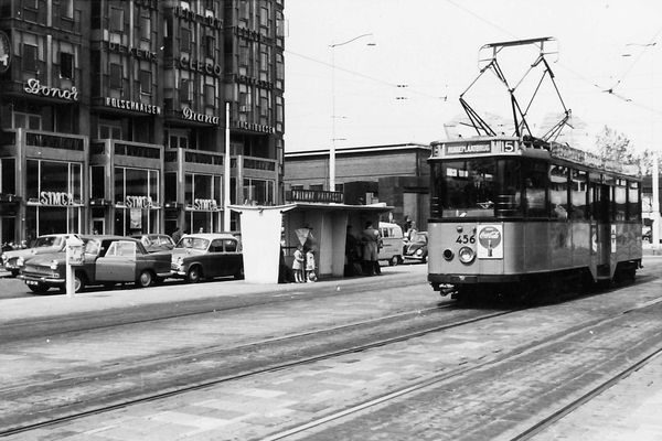 456, lijn 15, Stationsplein, 1962 (Coll. Stichting RoMeO)