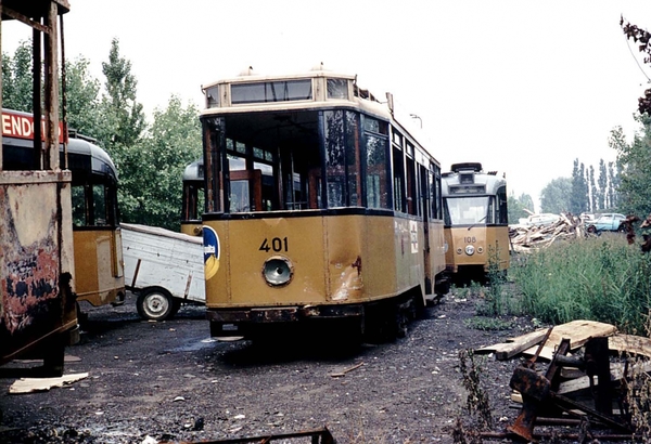 401, Motorrijtuig 108, sloperij De Zweth IJsselmonde, 1972