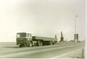 Afsluitdijk nog  2 baans