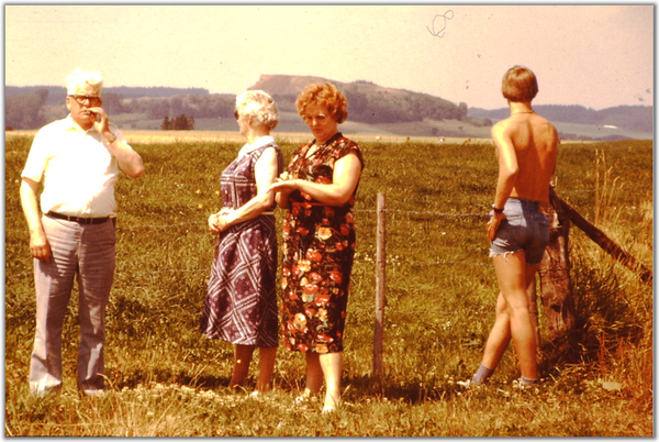 opa, oma, Tiny en Aart.jr