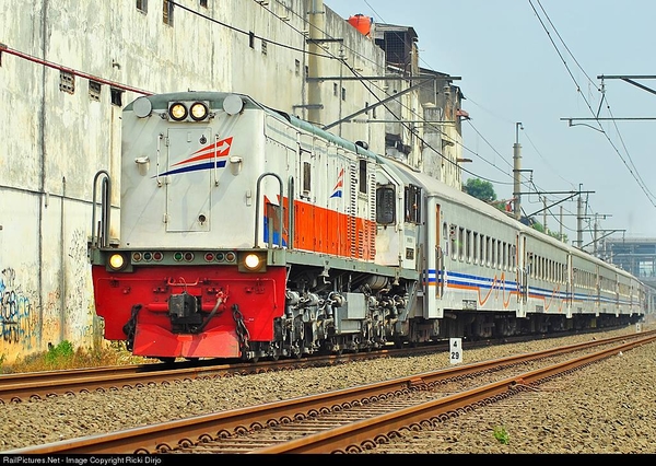 Bekasi Timur, Cambodja