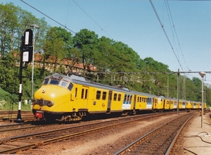 330+344+359 als tr. 1859 Ah. 04-05-1990.