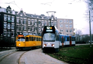 HTM 1002 en GVB 'Hangbuik' 906 tijdens een NVBS-excursie