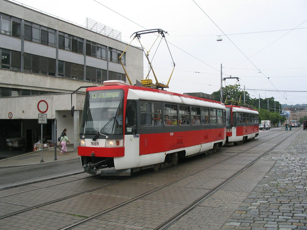 DPMB_1669_1670_(13)_Nadrazni_Brno20050719
