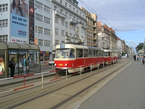 DPP_6866_6867_(10)_Vinohradska_Praha20050720