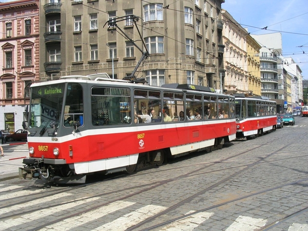DPP_8657_8658_(4)_Jugoslavska_praha20050713