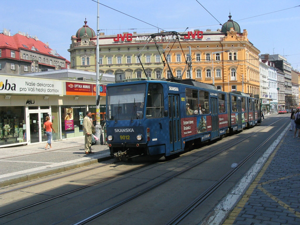 DPP_9012_(1)_Letenske_namesti_Praha20050715