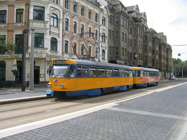 LVB_2187_764_(8)_Jahnallee_Leipzig20070723