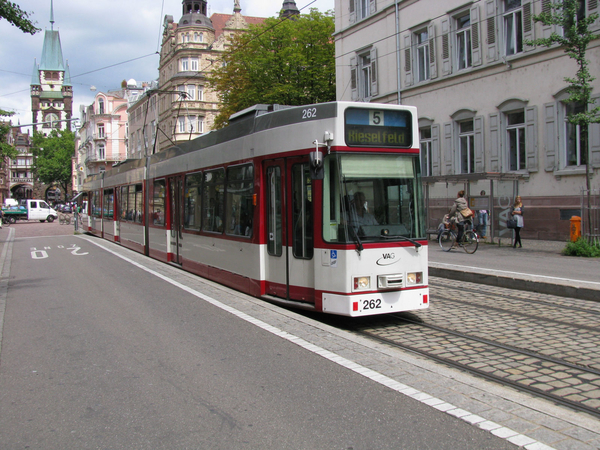 VAG_262_(5)_Kaiser_Joseph_Strasse_Freiburg20110726