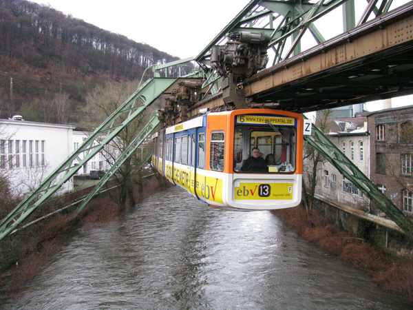 WSW_6_Pestalozzistrasse_Wuppertal20090328