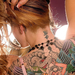 frau-tattoo-bilder-mit-tatowierung-auf-der-rucken-einer-frau-hd-t