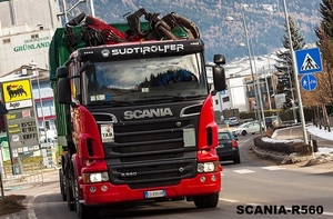 SCANIA-R560