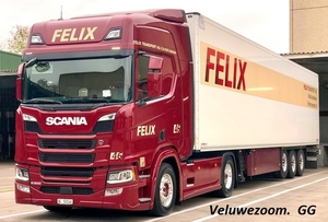 SCANIA-R500