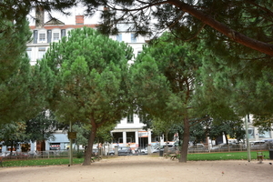 LYON .... DEEL 1.