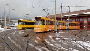 De 3009 staat samen met de Soldaat van Oranje-tram 3119