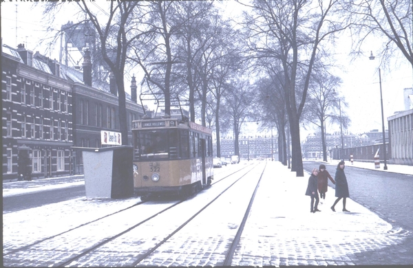 Motorrijtuig 522, lijn 9, Oranjeboomstraat, 21-11-1965