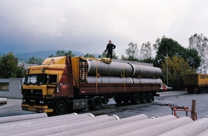 Daf 3600 Space Cab  Laden in Thun Zwitserland