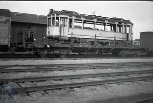 813 kwam op 4 september 1946 weer terug in Den Haag