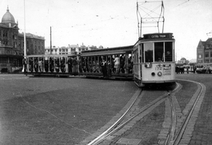 172, lijn 8, Gevers Deynootplein, 6-8-1946 ( J.H. Munter)